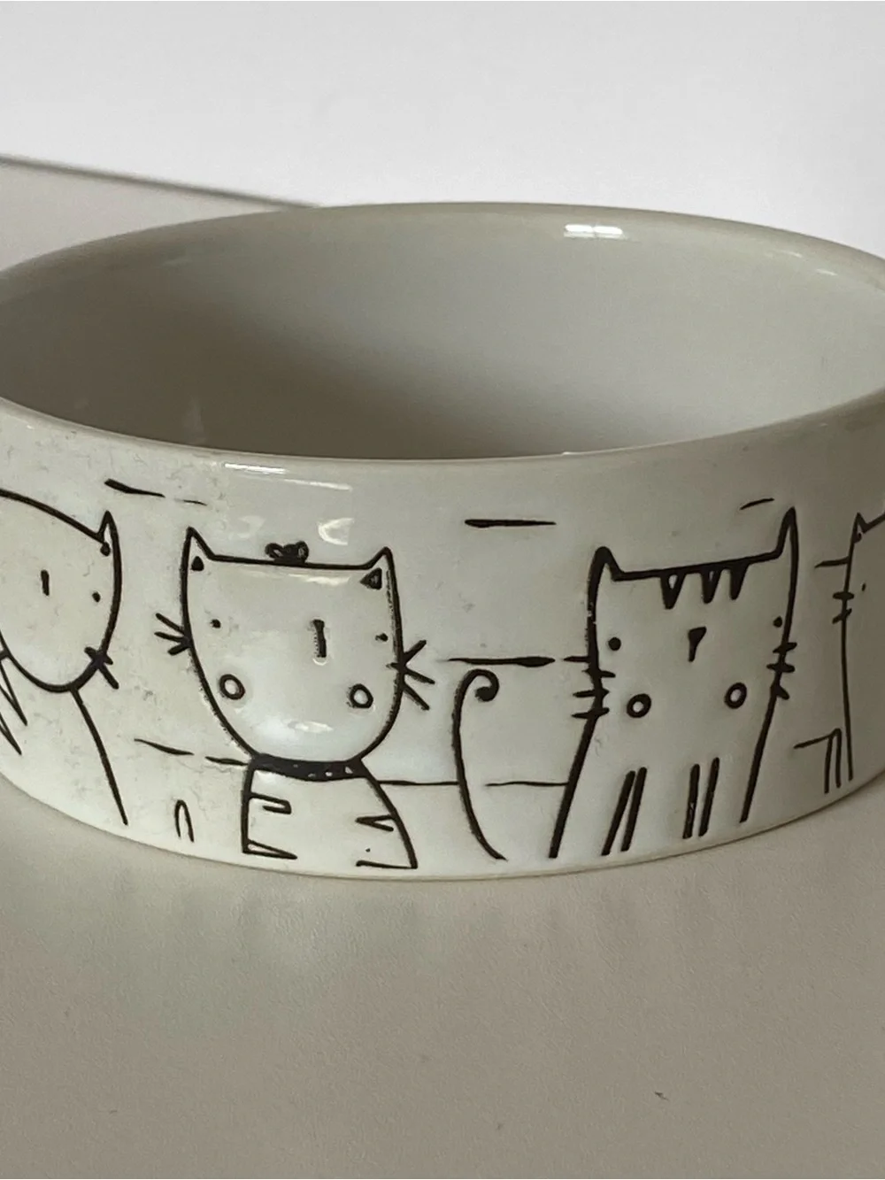 Cat Bowl Food Water Good Kitty White Ceramic 4.5” Embossed Cats All Around EUC
